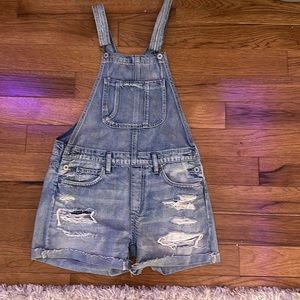 Size-small Ripped blue jean overalls